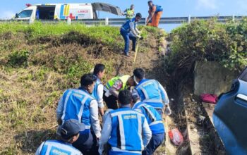 PT TMJ Ungkap Posisi Akhir Mobil Kecelakaan Tunggal di Tol Semarang-Solo KM 465 A: Oleng Kiri Keluar Bahu Jalan