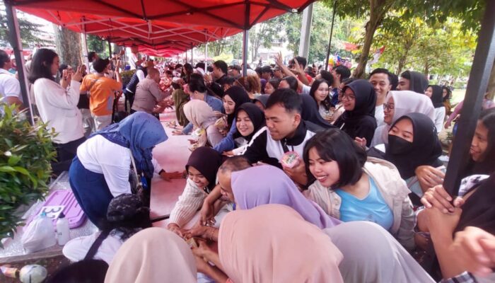 Tumplek Blek! Ribuan Warga Antusias Serbu Kenduri Rakyat Hari Jadi ke-1.275 Kota Salatiga