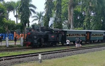 Kereta Uap Baru Klinthing