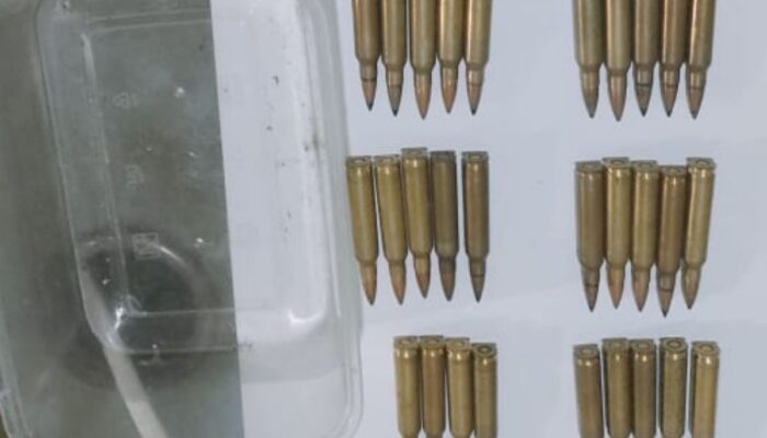Polisi Usut Temuan 39 Peluru Kaliber 5,56 mm di Kios Es Teh Wonodri Semarang: Diperiksa di Lab Forensik