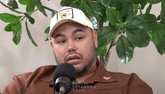 Dulu Glamor, Kini Taat: Ivan Gunawan Pilih Salat Tepat Waktu dan Tutup Kartu Kredit