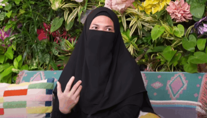 Diduga Kena Santet, Wanita Ini Alami Buta Mendadak-Jarum Keluar dari Mata Saat Rukiah