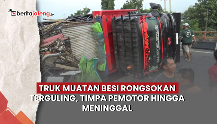 Video Tragis, Truk Muat Besi Rongsokan Terguling Timpa Pemotor, Satu Tewas