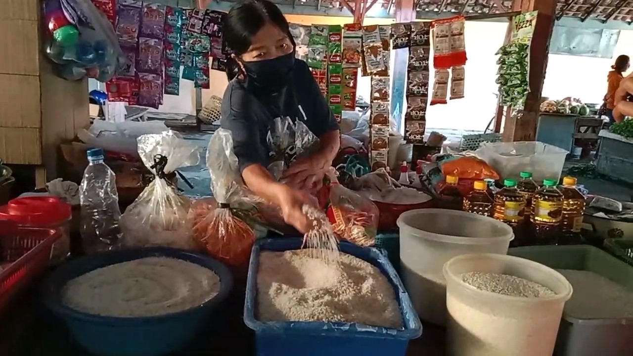 pedagang beras blora