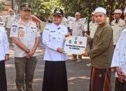 Wujud Syukur Dilantik, PPPK Satpol PP dan Damkar Semarang Santuni Anak Panti