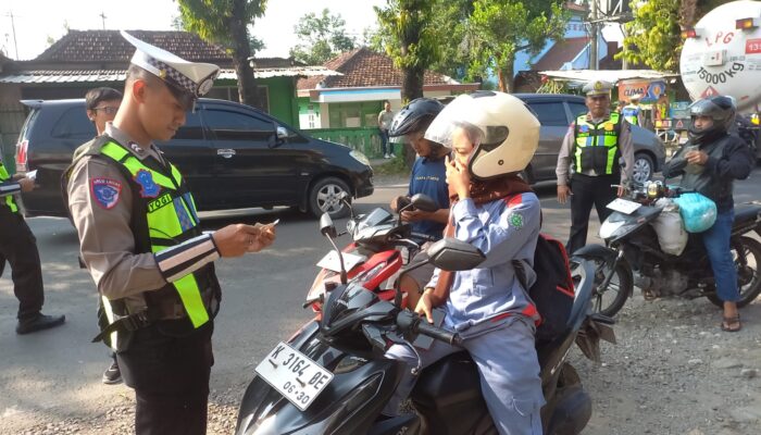 Ratusan Pengendara Terjaring Razia Operasi Patuh Candi