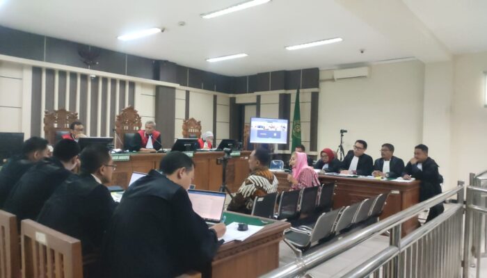 Tangis Mbak Ita Pecah di Persidangan, Akui Terima Uang Bapenda Tapi Tak Tahu Soal PL dan Mebeler