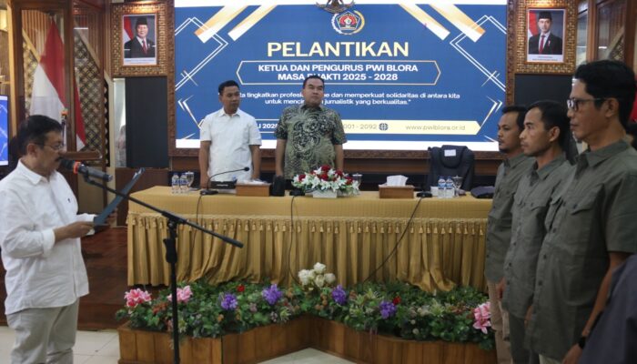 Unik! Pemilihan Ketua PWI Blora 2025-2028 dengan Lemparan Koin