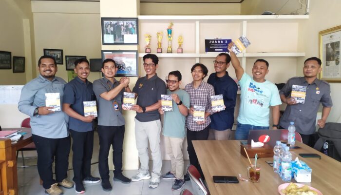 Perkuat Sinergitas dengan Insan Pers, Bawaslu Blora Kunjungi Sekretariat PWI