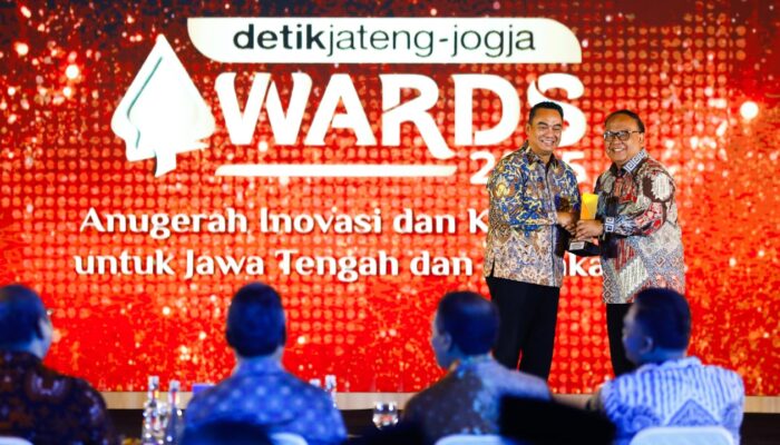 Komitmen Digitalisasi Bank Jateng Berbuah Penghargaan Bergengsi
