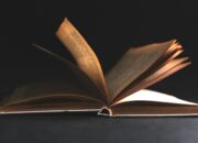 penulisan ulang sejarah