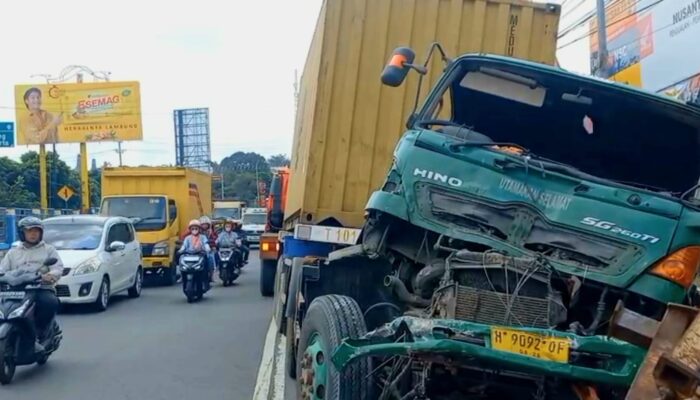 Kronologi Kecelakaan Beruntun Truk dan Motor di Bawen, 7 Orang Dilarikan ke RS