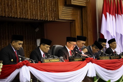 Ketua DPRD Jateng Sumanto