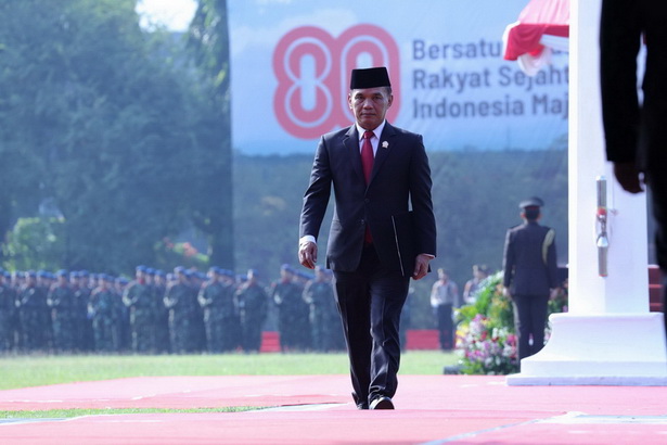 Ketua DPRD Jateng Sumanto