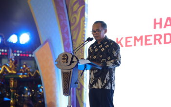 Ketua DPRD Jateng Sumanto