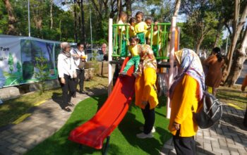 Taman Kecil di Semarang Diubah Jadi Mini Eco Smart Park, Ada Play Ground Hingga Green House