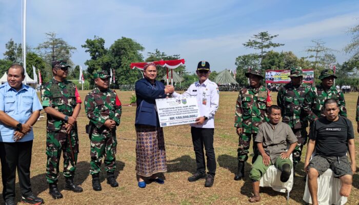 Bank Jateng Dukung Program Sosial Lewat Penyerahan Bantuan Kaki Palsu kepada Penyandang Disabilitas di Kudus