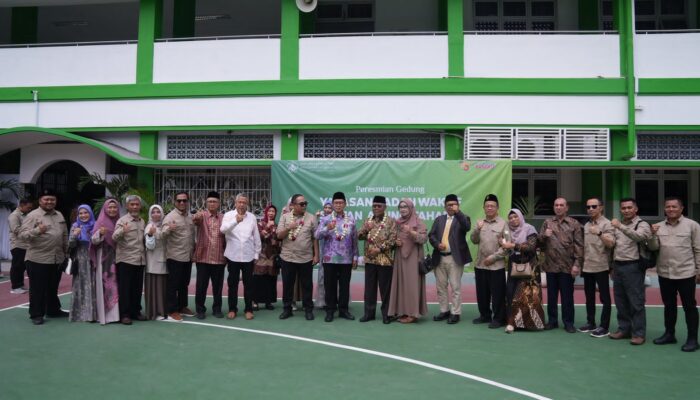 YBWSA Benahi 11 Sekolah Sultan Agung, Tingkatkan Fasilitas dan Kualitas Pendidikan