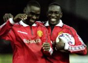Dwight Yorke Kecewa MU Tak Rekrut Emiliano Martinez