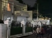 Massa jarah rumah DPR RI dan Pejabat