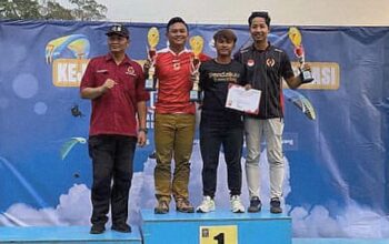 Juara Paralayang Porprov