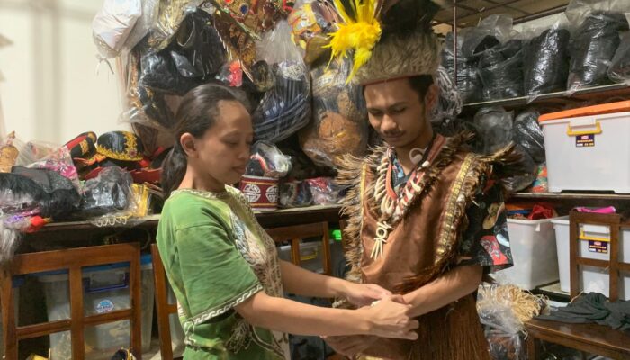 Momen HUT RI, Persewaan Kostum Adat di Semarang Melejit 30 Persen, Bali dan Papua Jadi Primadona