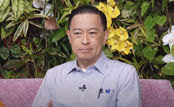 Mantan Mendag Tom Lembong dalam podcast Denny Sumargo, baru-baru ini. (YouTube/Denny Sumargo)