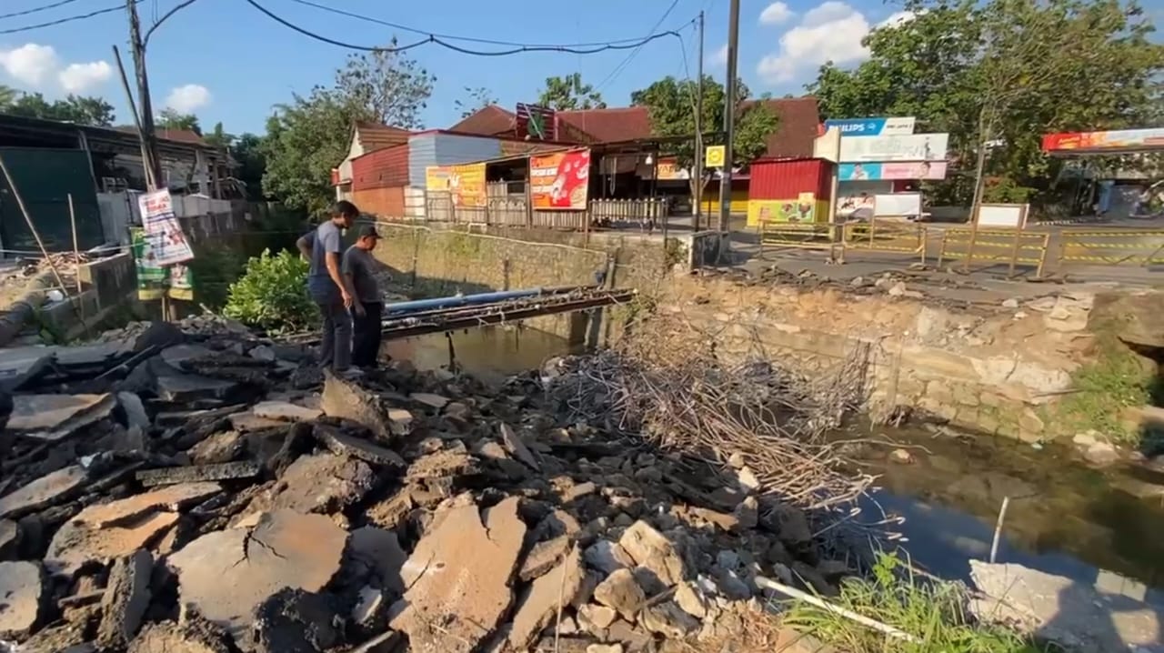 jembatan ungaran semarang