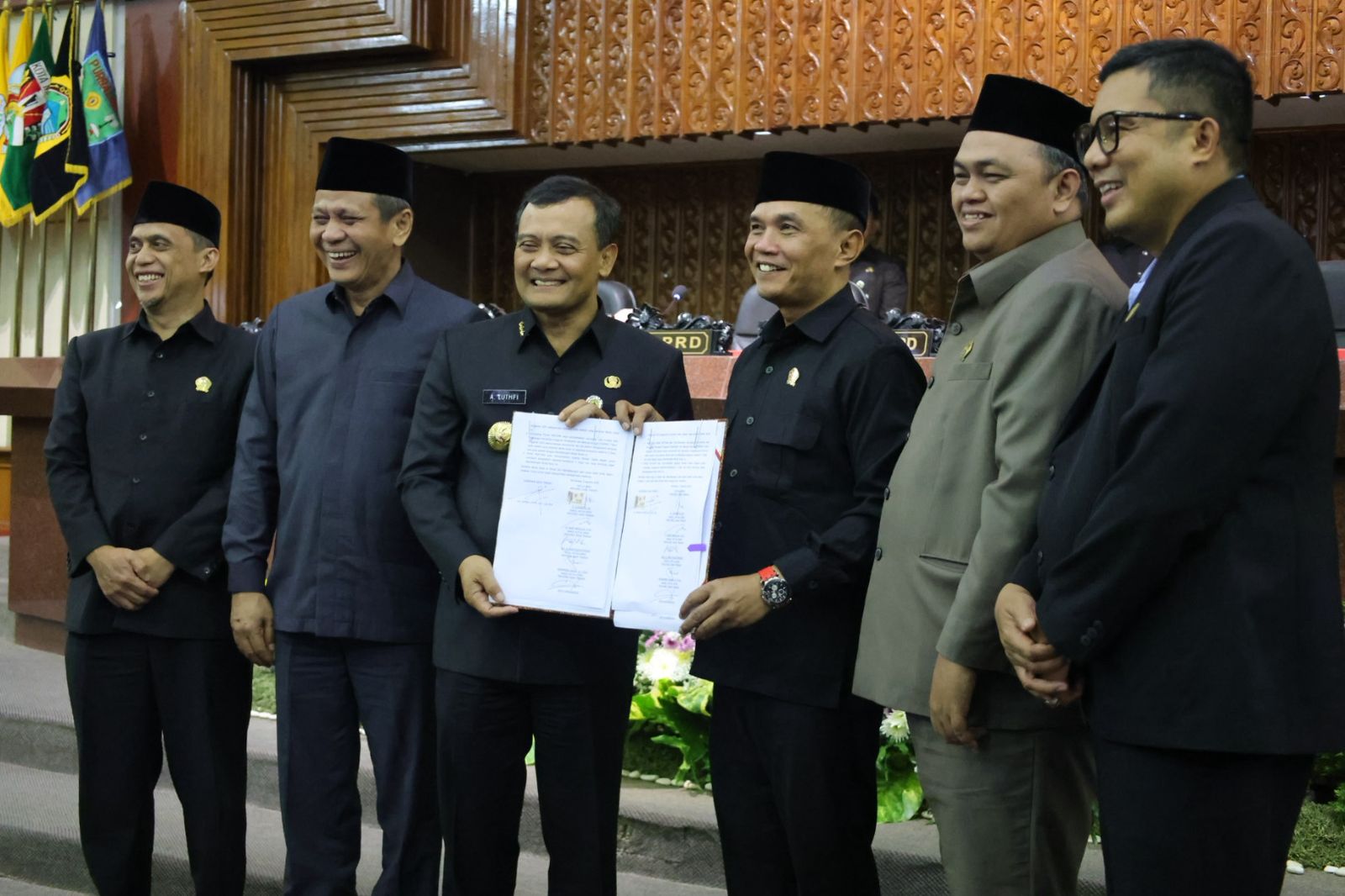 ketua dprd jateng sumanto