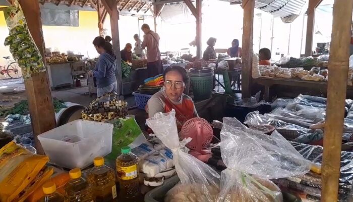 Harga Beras di Pasar Tradisional Blora Masih Tinggi, Stok Mulai Menipis