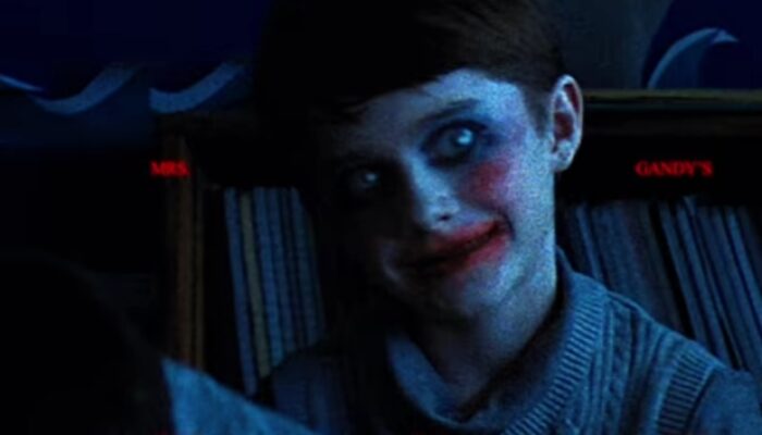 Review Film Weapons, Misteri yang Mematikan dan Petaka Dibalik Senyuman Ramah