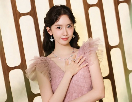 Yoona SNSD