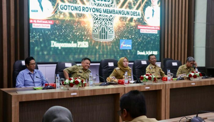 Dukung Desa Berkinerja Terbaik, Bank Jateng Beri Dana Insentif Desa di Kabupaten Demak