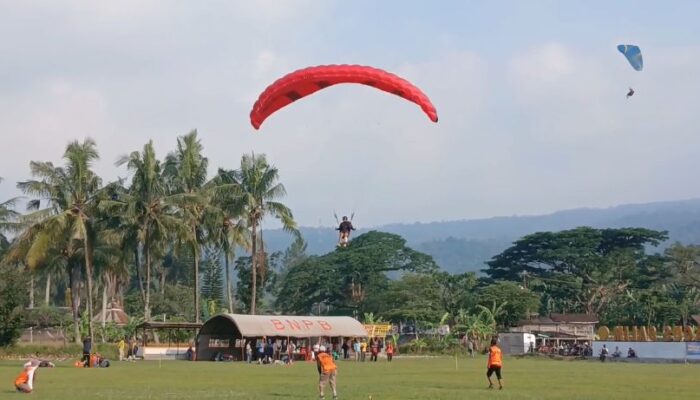 Trio Pilot Kabupaten Karanganyar Perkasa di Nomor Beregu Kelas A