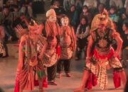bingar wayang on the street