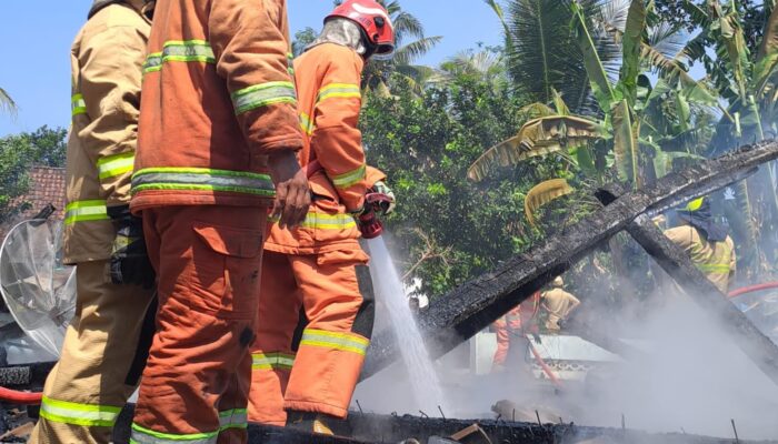 Kebakaran Rumah di Susukan Semarang, Diduga Akibat Korsleting Listrik
