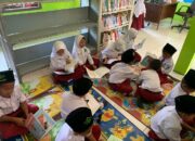Bangkitkan Semangat Literasi di Desa Karangpaing, Mahasiswa KKN Undip Gandeng Komunitas dan Warga Lokal