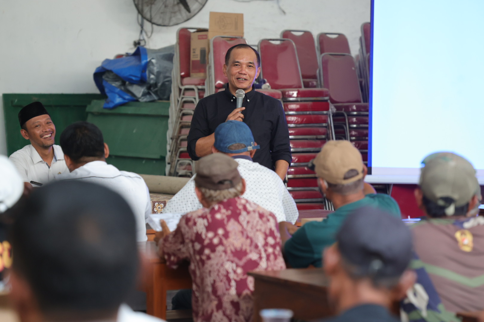Ketua DPRD Jateng Sumanto