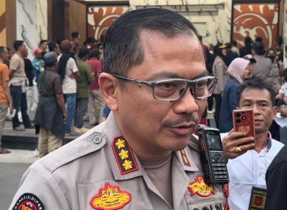 327 Orang Mapolda Jateng