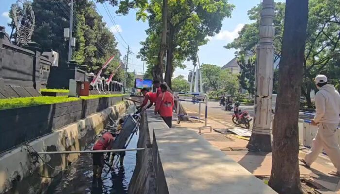 Pemkot Semarang Inventarisir Kerusakan Fasum Akibat Demo Anarkis