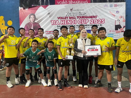 62 Tim Ramaikan Turnamen Voli TIA Hendi Cup 2025 di Semarang