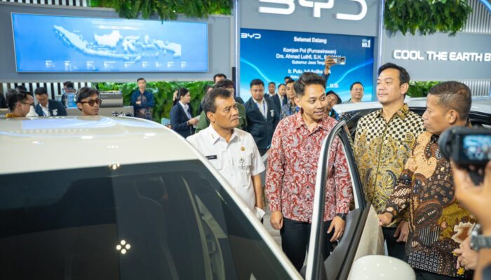 BYD ATTO 1 Tampil Perdana di GIIAS Semarang 2025, City Car Listrik untuk Mobilitas Ramah Lingkungan