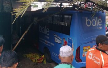 Bus Trans Semarang Rem Blong Tabrak Ruko di Mijen, BLU UPTD Siapkan Teguran ke Operator