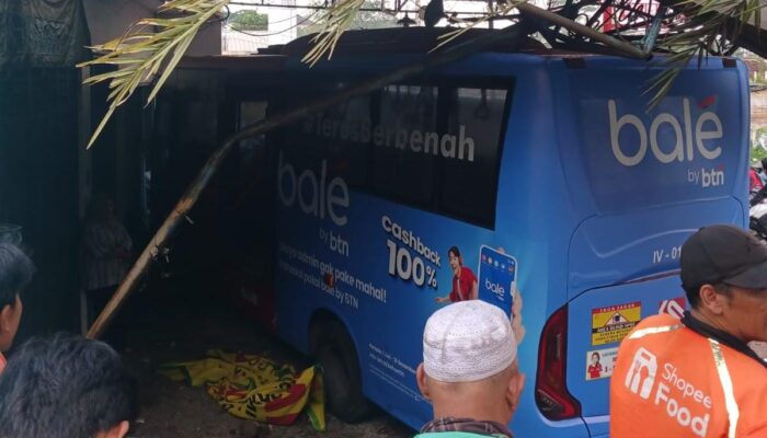 Bus Trans Semarang Rem Blong Tabrak Ruko di Mijen, BLU UPTD Siapkan Teguran ke Operator