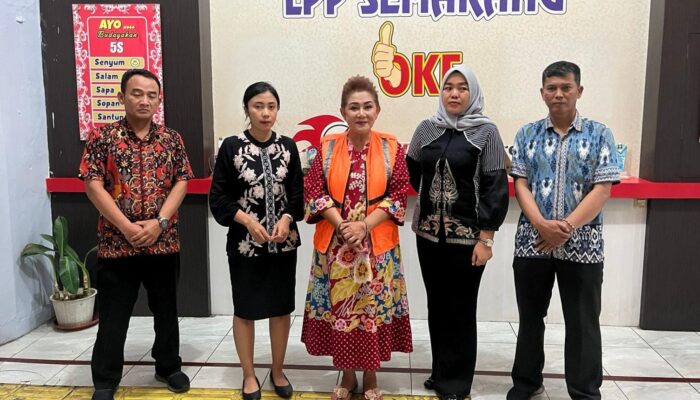 Dikawal Ketat, Mbak Ita Dapat Izin Keluar Lapas Semarang Hadiri Nikahan Anaknya