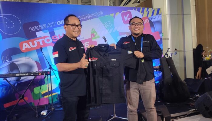 Iswar Aminuddin Dikukuhkan Sebagai Pembina Komunitas Mobil Semarang (KOSMOS)