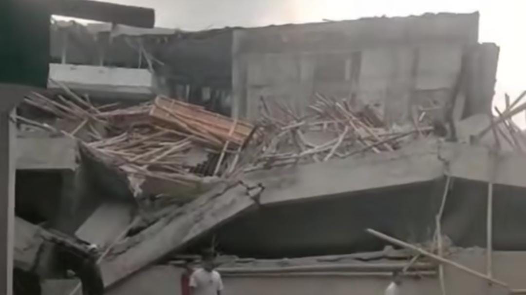 Foto kejadian ambruknya mushola Ponpes Al Khoziny