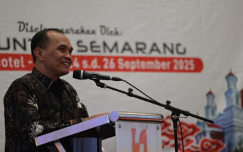 Ketua DPRD Jateng Sumanto