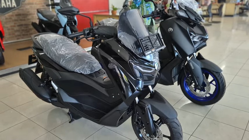 NMAX XMAX