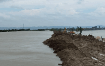 Tanggul Sungai Wulan yang sempat jebol. (ant)